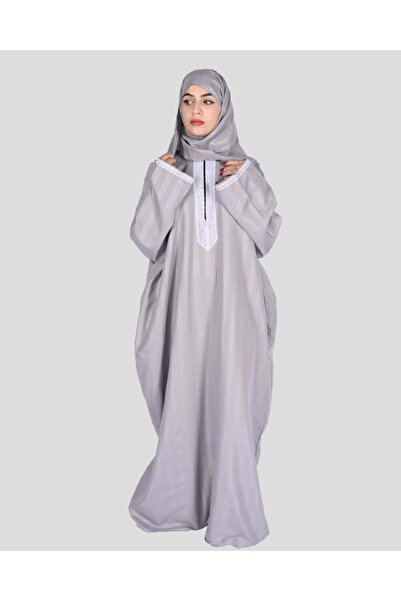 STAYILK DRESSES Prayer set including prayer rug, abaya, and Quran cover