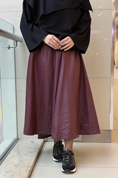 Ghisa Leather Look Skirt with Elastic Waist