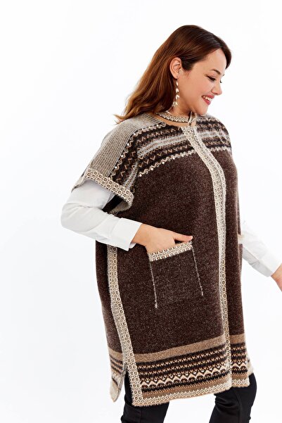 Laden Knitwear Women's Plus Size Bearded Poncho Bat Sleeve Winter Woolen Very Thick Oversized Mom Cardigan