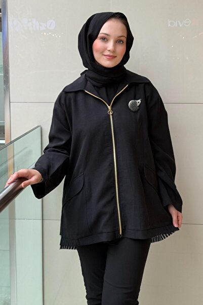 Ghisa Hooded Lining Striped Brooch Jacket
