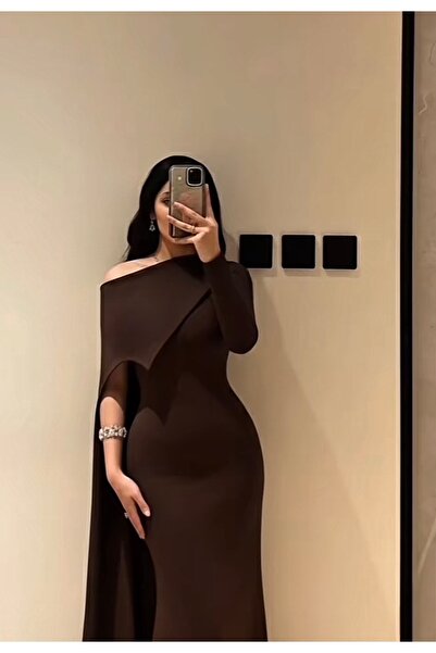 1186359 Barbie soft brown dress