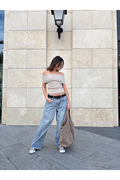 ZENGEZUR MALL Drnds Madonna Collar Zero Sleeve Blouse Beige (05808) (Size: m)