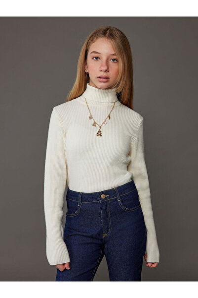 LC Waikiki Sparkling Choices Pulover tricotat pentru fete cu guler tip pescar...