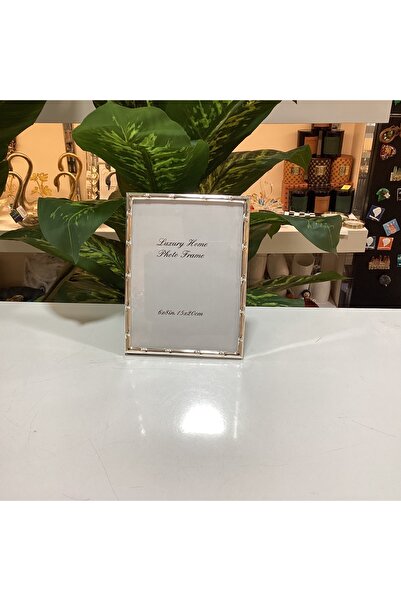 goldhomedesign Bambu Detaylı Metal Fotoğraf Çerçevesi 15x20