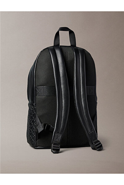 Calvin Klein Σακίδιο πλάτης με ανάγλυφο λογότυπο και ρυθμιζόμενο ιμάντα ώμου LV04D3202GUB1 Ανδρικό ΣΑΚΙΔΙΟ ΠΛΑΤΗΣ