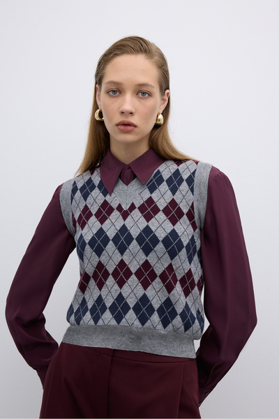 Roman V Yaka Baklava Desenli Triko Süveter Standart Renk K2671020_089