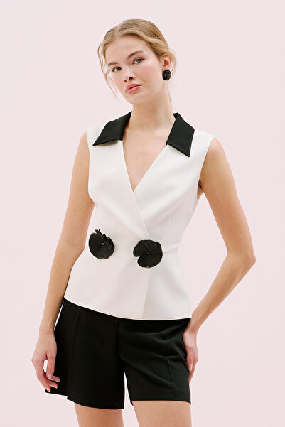 Roman Kruvaze Çiçek Motifli Krep Yelek Beyaz Y2517001_002