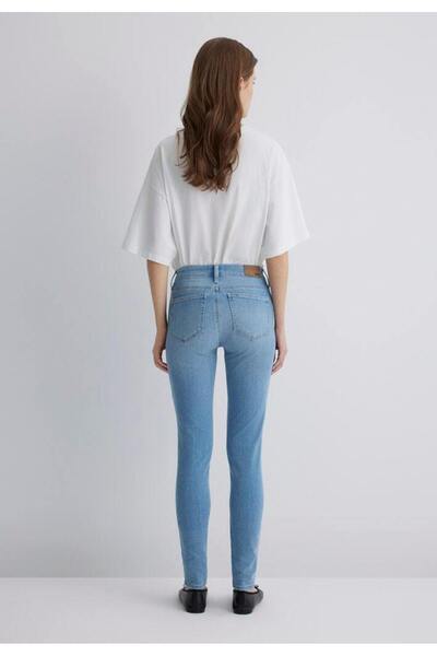 Mavi Adriana Pantaloni de blugi albastru deschis, skinny/talie normală/picior îngust 1072889651