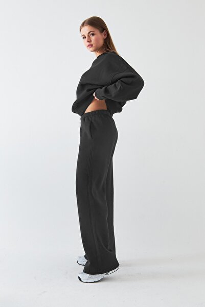 The Champ Clothing Unisex Oversized Tracksuit Set Basic Smoked – Crew Neck, Wide Legs, 3 Thread Fleece-Lined Fleece