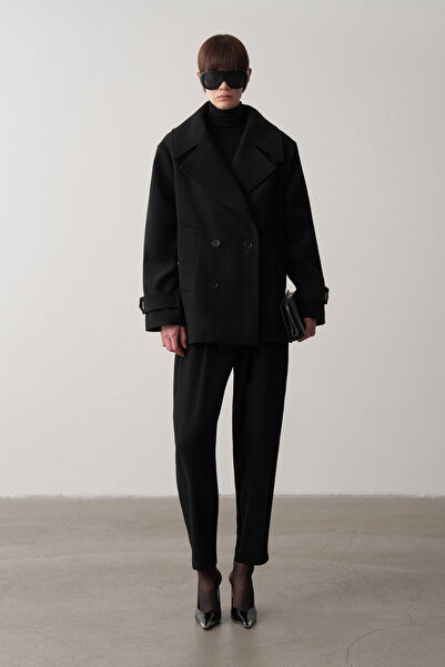 Mathilda Store Siyah Kruvaze Yaka Kısa Kaşe Kaban