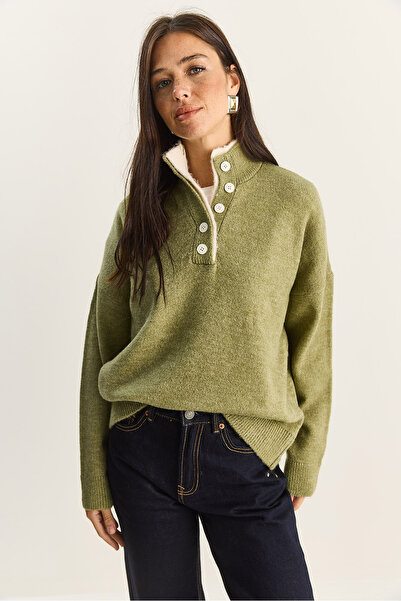 Bianco Lucci Women's 2-Patch Button Detailed Knitwear Sweater Tk251023 60284092