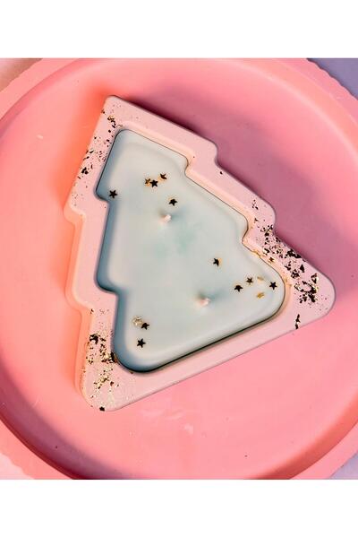 Handmade Decorative Christmas scented soy wax candle - Fir in container