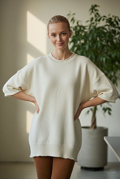 Chiccy Italian Cream Color Crew Neck Short Sleeve Casual Acrylic Wide Cut O Oversized Knitwear Sweater 73 65