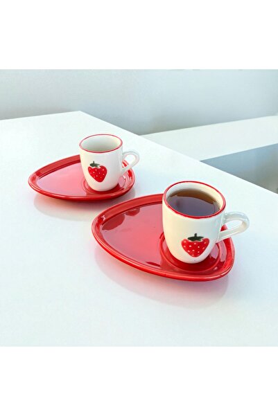 homeınn Strawberry Patterned Set of 2 Ceramic Coffee Cups – with Red Oval Presentation Plate, Stylish and Decorative