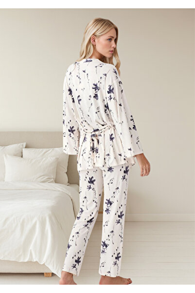 Loule Women's Ecru Floral Patterned Navy Blue Cotton & Modal Lace Detailed Bralet Robe Pajama Set