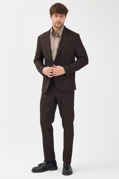 Frappoli Haldey Men's Brown Polyviscon Fabric Mono Collar Cover Pocket Half Lining Slim Fit 2-Piece Suit