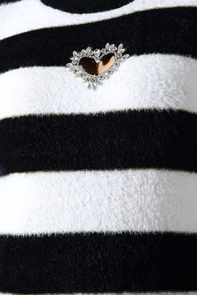 VAGGON Women's Black-White Heart Detailed Stone Embroidered Striped Knitwear Sweater Vs01646