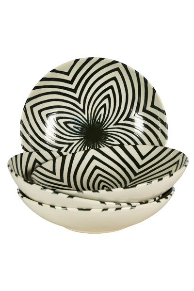 Cesiro Set of 4 deep plates, 21 cm, Hypnosis, Ivory White with black lines