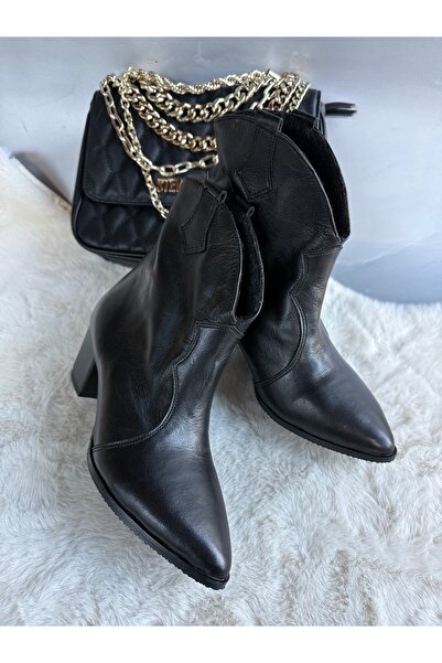 Miarma Designs Black genuine leather stump