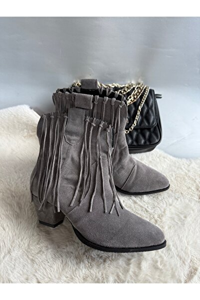 Miarma Designs Grey suede boots