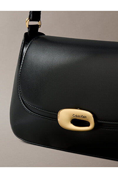 Calvin Klein Női Hardware Flap válltáska