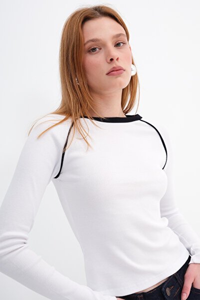 Addax Crew Neck Striped Blouse B0430