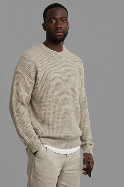 WKM Men's Oversized Cut Crew Neck Knitted Sweater