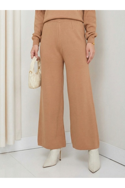 FATELLA بنطلون نسائي واسع الساق من التريكو باللون البيج - نسيج ناعم، قصة مريح...