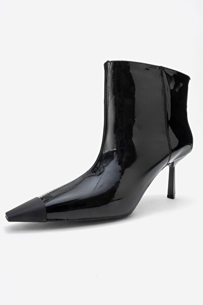 LuviShoes Γυναικείες μπότες με λεπτό τακούνι RASSEL Μαύρες λουστρίνι με ματ μύτη