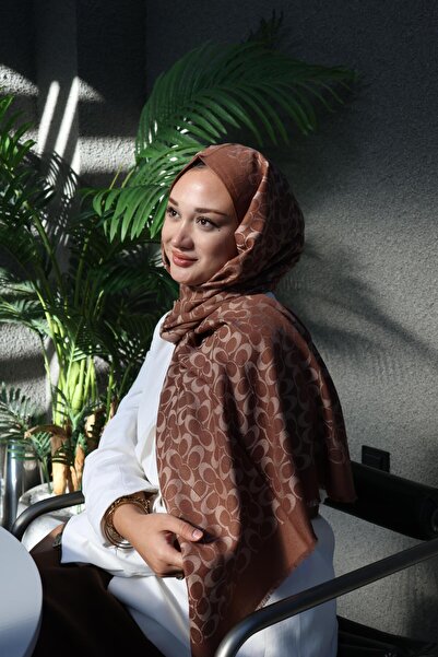 Şalland شال صوف كشمير بنمط C لون بني مخملي