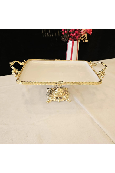 MaviDamla Cast Edge Frame Footed Porcelain Presentation Plate Gold