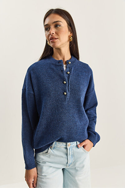 Bianco Lucci Women's Crew Neck 4 Button Regular Knitwear Sweater Tk251128 60283720