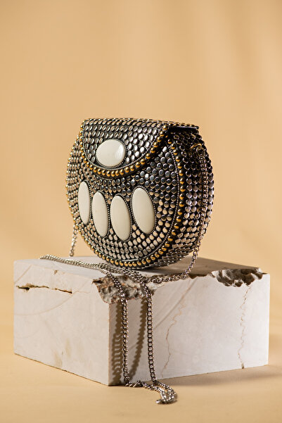 MOZAIQUE BAGS Handmade metallic bag with stones