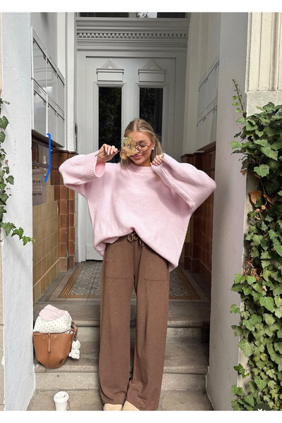 NİLZA Pulover tricotat cu textura moale roz guler rotund supradimensionat