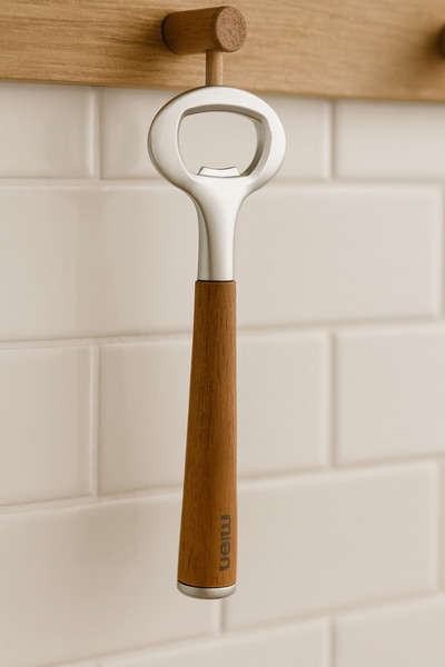 BeigeCo. فتاحة فولاذية بمقبض من خشب الأكاسيا