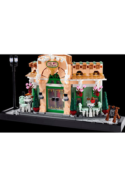 LEGO Icons French Café (10362)
