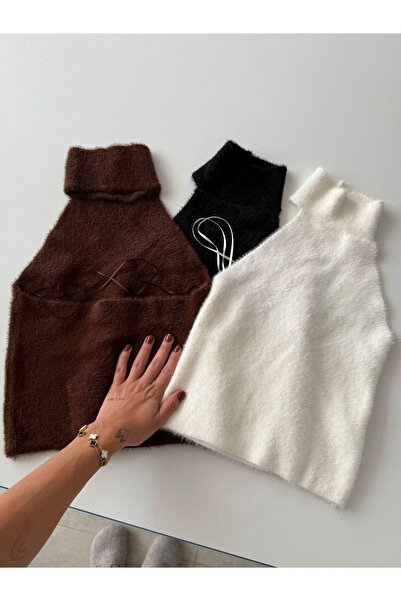 pelish Kolsuz Sakallı Boğazlı Triko