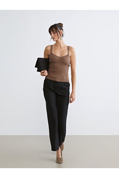 LC Waikiki Black Carrot Fit Women's Pleated Trousers