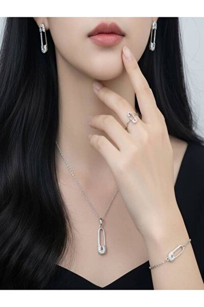 Generic 4-piece elegant zircon set with a luxurious silver box