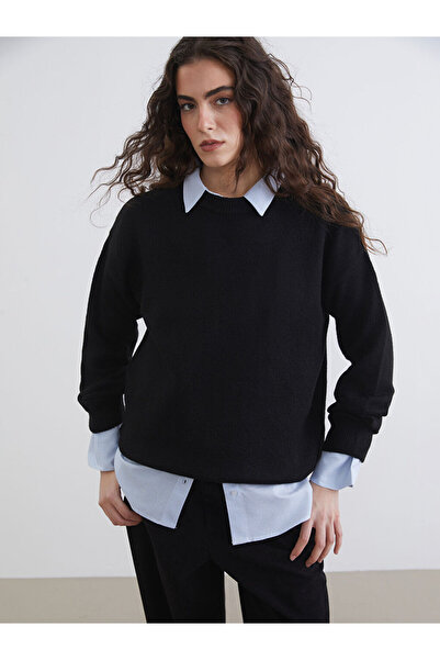 LC Waikiki سترة تريكو نسائية سوداء برقبة دائرية