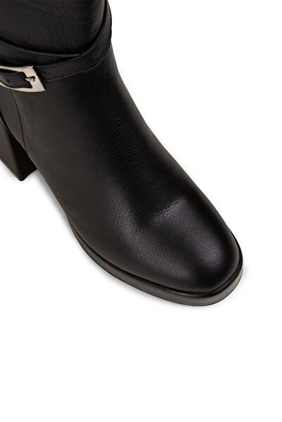 Deery Women's Black Genuine Leather Zippered Boots