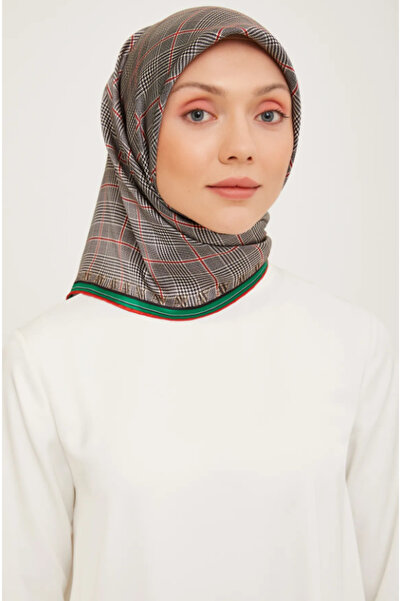 Armine Eșarfă Nostalgia Sura din mătase pură 9029 - 35 Negru cu model mixt