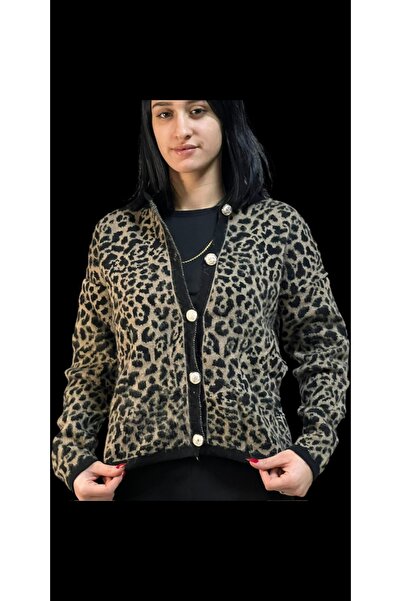 Merve Moda Evi Triko leopar desenli ceket