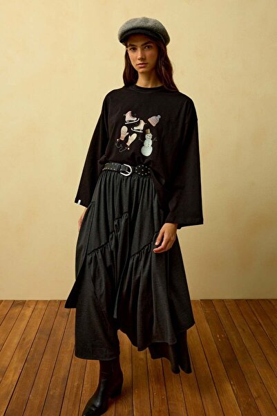 Ceylan Otantik Black Winter Printed Basic Bodysuit & Anthracite Striped Polyviscose Bohemian Floor Skirt Set