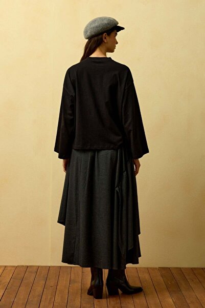 Ceylan Otantik Black Winter Printed Basic Bodysuit & Anthracite Striped Polyviscose Bohemian Floor Skirt Set