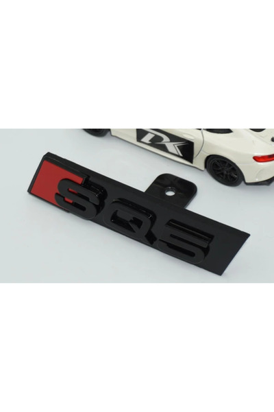 EDEXPORT SQ5 Siyah Kırmızı Ön Panjur Logo Arma Audi İle Uyumlu