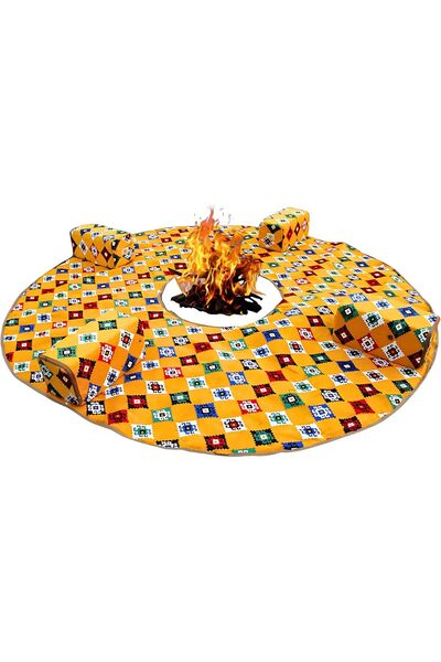 Biki سجادة تخييم دائرية محمولة قابلة للطي 3×3 متر مع 4 مساند للذراعين وفتحة نار