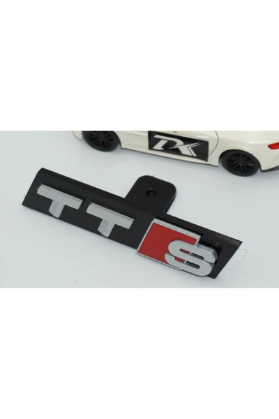 EDEXPORT TTS Gri Kırmızı Ön Panjur Logo Arma Audi İle Uyumlu