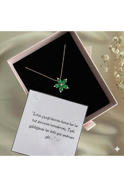 Lovera Jewellery 925 Ayar Gümüş Rose Renk Yeşil Taşlı Lotus Çiçeği Kolye