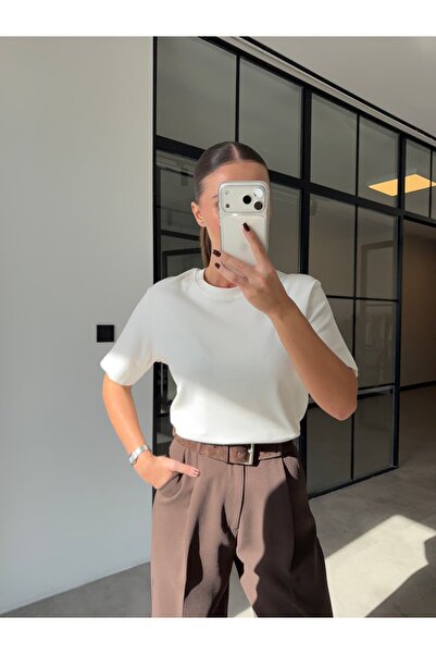 BB Bensu Buyruk TRIOC DE BAZĂ ECRU CU GULER GROS